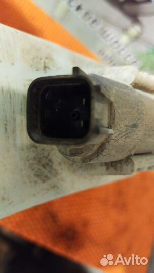 Бачок омывателя Kia Rio 4