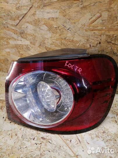 Фонарь правый диодный Volkswagen Golf 5 +