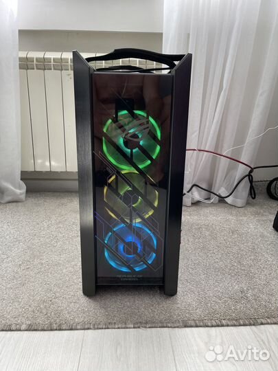 Мощный игровой компьютер Asus ROG Strix Helios
