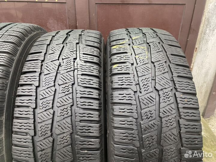 Michelin Agilis Alpin 215/65 R16C