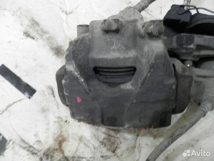 Суппорт передний левый Рено Меган 3 Флюенс Сценик3