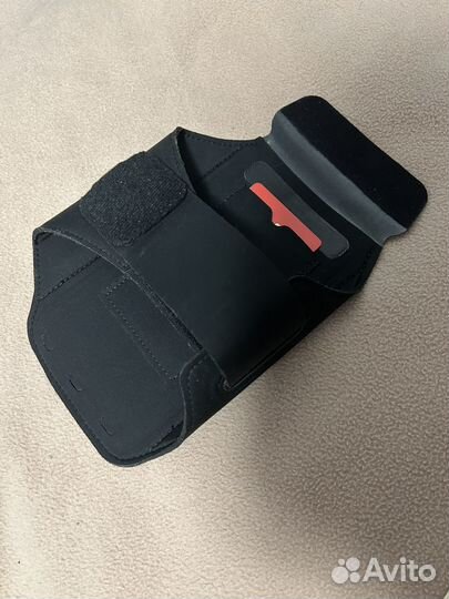 Спортивная повязка на руку для бега