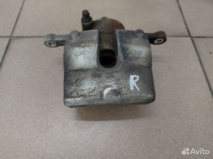 Суппорт передний правый Kia K5 DL3, Sonata 8