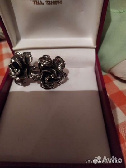 Украшение шарм