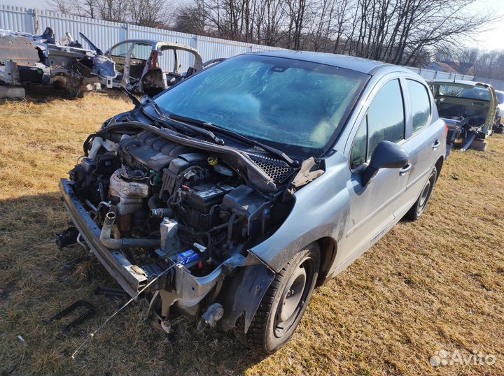 Разбор Peugeot 207