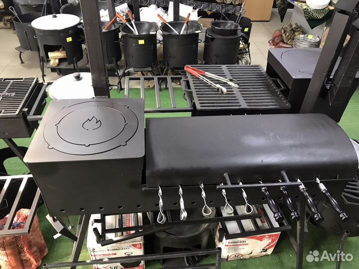 Мангал с откидной крышкой 4 в одном