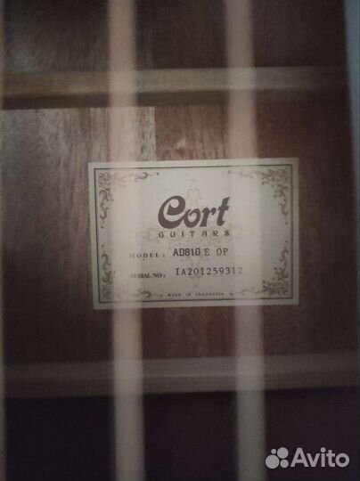 Электроакустическая гитара Сort ad810e op
