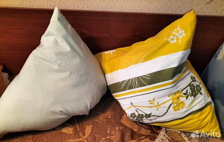 Подушки перьевые бу