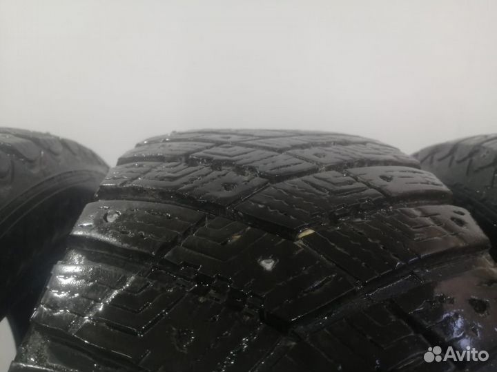 Goodyear UltraGrip Ice 215/65 R17