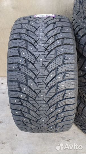 Tourador Ice Star TSW1 275/35 R20 102T