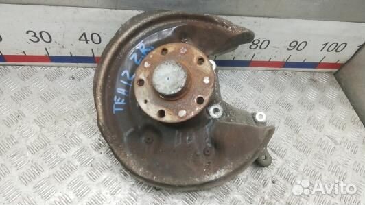 Ступица задняя правая volkswagen passat B7 (TEA12N