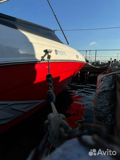 Прогулки на катере по Волге катание