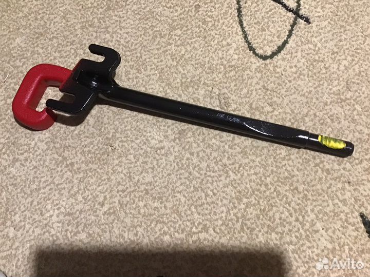 Крюк буксировочный Jeep Cherokee 2014