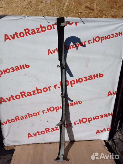 Планка передняя под фары Mazda Bongo Friendee