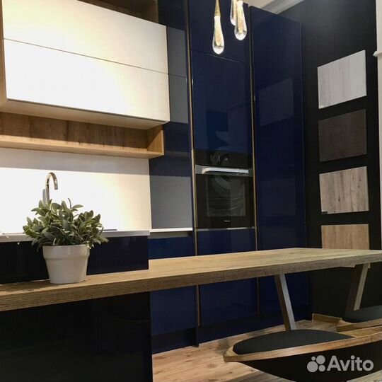 Кухонная мебель в потолок