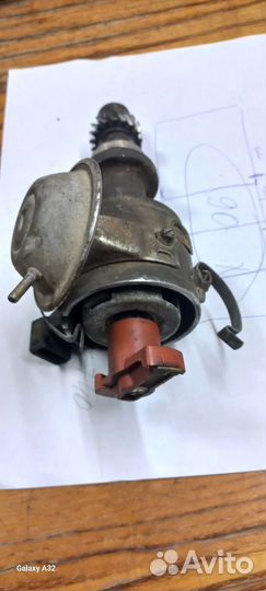 Трамблер audi 100. Двигатель 1.8