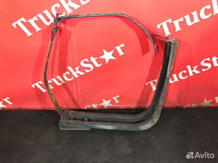 Кронштейн топливного бака