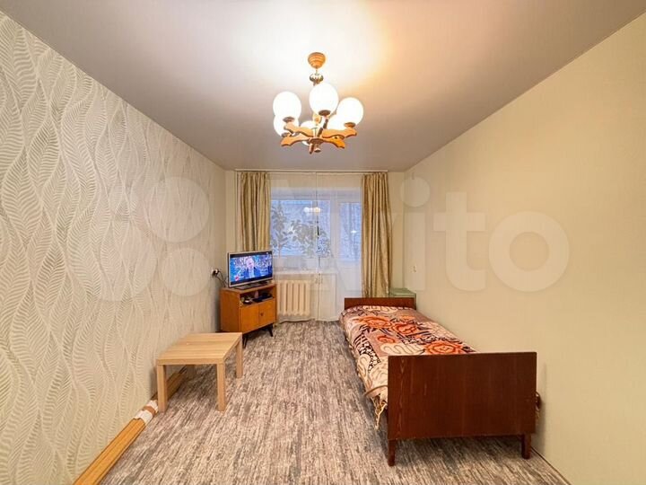 2-к. квартира, 42,3 м², 2/5 эт.