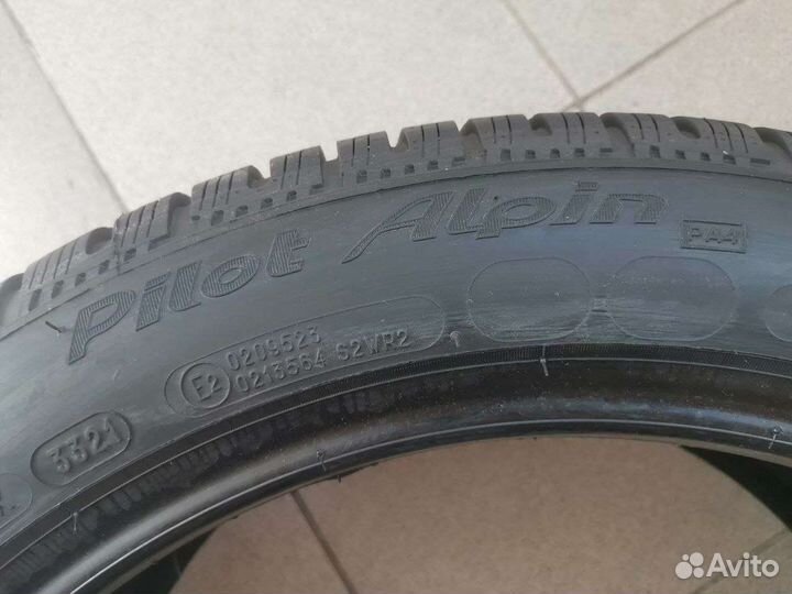 Michelin Pilot Alpin PA4 245/45 R18 100V