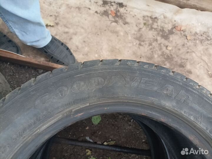 Goodyear Ice Navi Zea 205/55 R16
