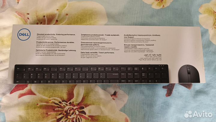 Набор беспроводная мышка и клавиатура Dell KM5221W