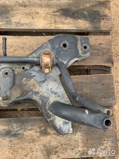 Подрамник mitsubishi colt z30