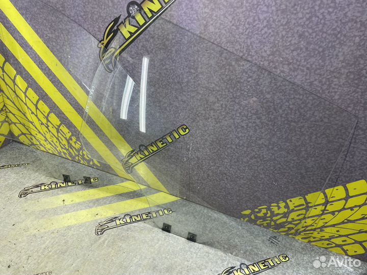 Стекло двери (шт) Лада Ларгус Largus