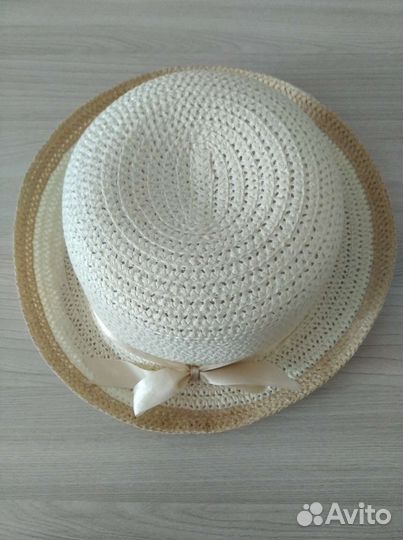 Шляпа женская соломенная