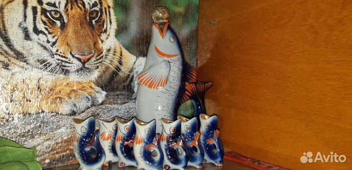 Набор стопки с графином. Рыбы