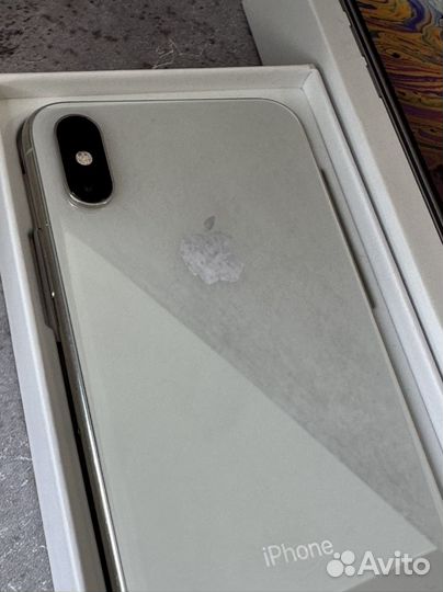 iPhone Xs, 64 ГБ