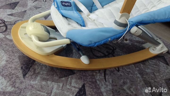 Шезлонг детский chicco