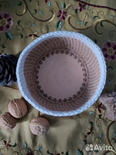 Крафтовая корзинка из джута