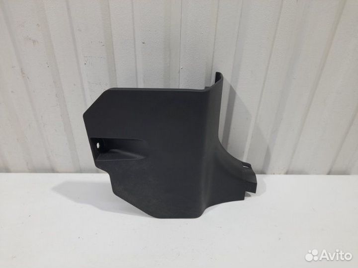 Обшивка стойки передняя правая нижняя Toyota Camry