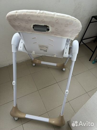 Стульчик для кормления Capella