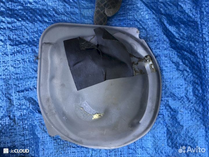 Крышка топливного насоса на toyota belta KSP92 1kr