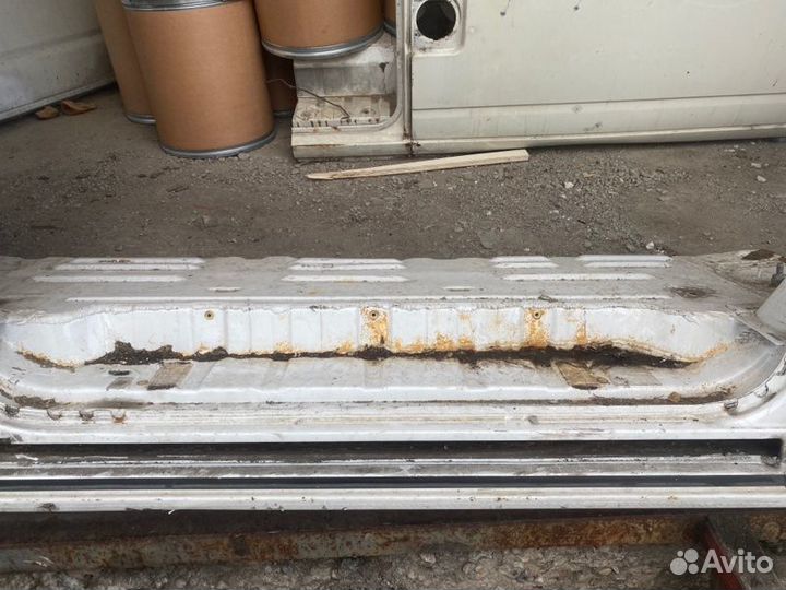 Крыло заднее правое Vw Transporter T5 сfca 2010