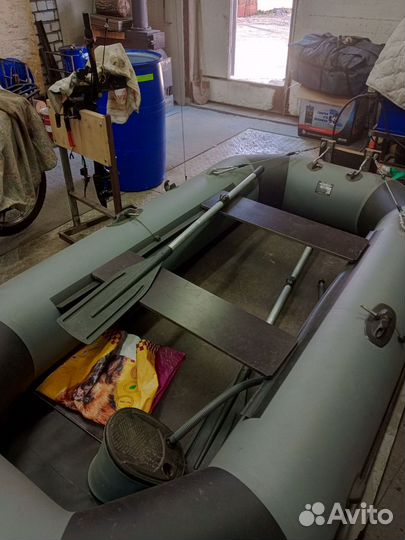 Надувная лодка