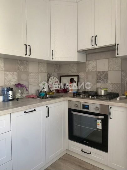 3-к. квартира, 60 м², 3/5 эт.