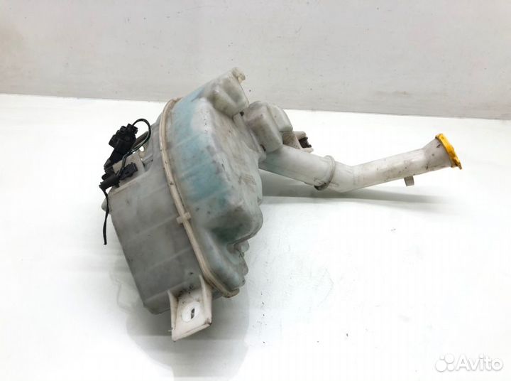 Бачок омывателя Mazda 5 2.0 TD 2008