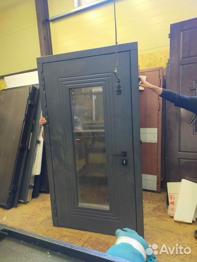 Входная дверь