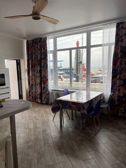 2-к. квартира, 74 м², 1/2 эт.