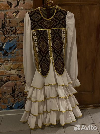 Народный татарский костюм в хорошем состояние