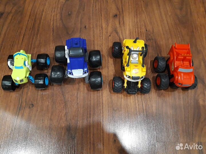 Машинки мультик Вспыш и чудо-машинки