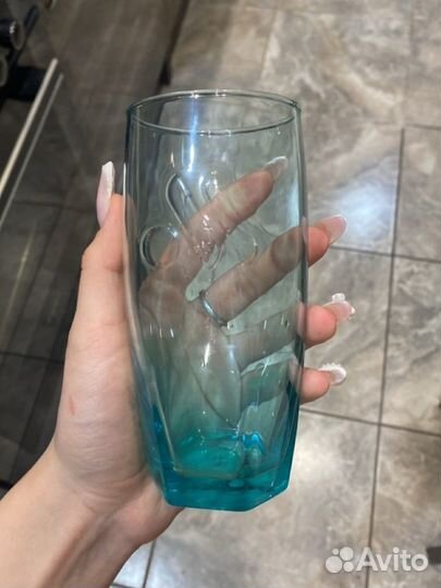 Стакан вкусно и точка голубой