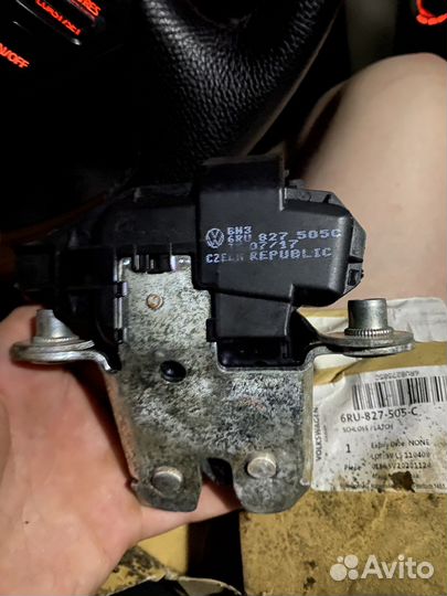 Замок крышки багажника polo седан