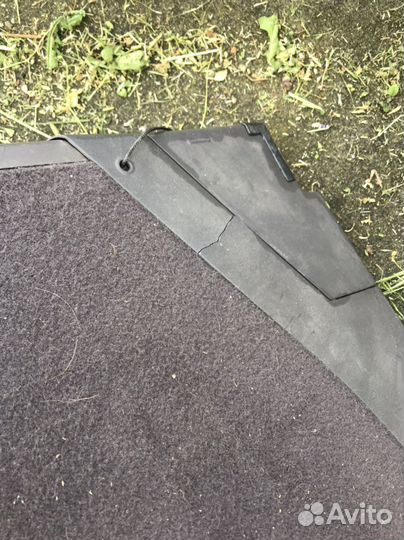 Задняя полка