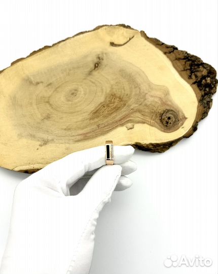 Золотое кольцо 585 пробы