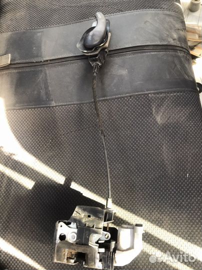 Замок передней левой двери фиат альбеа