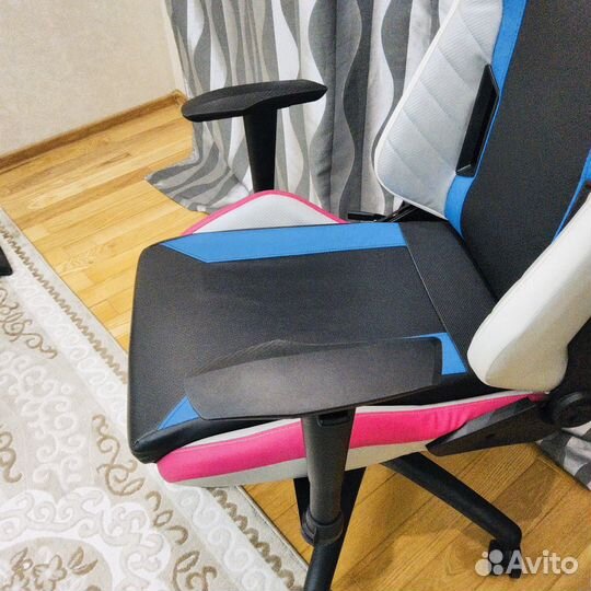 Кресло компьютерное игровое TC5 MAX