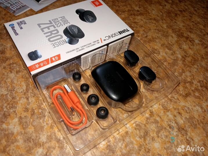 Беспроводные наушники JBL tune130NC TWS